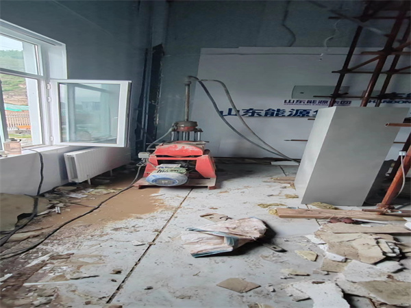 克拉玛依地基基础下沉墙体裂缝加固注浆顶升施工